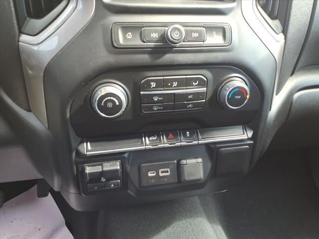 2022 Chevrolet Silverado 2500 HD Double Cab Standard Box 4-Wheel Drive Custom