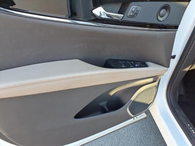 2022 Lincoln Nautilus Reserve FWD