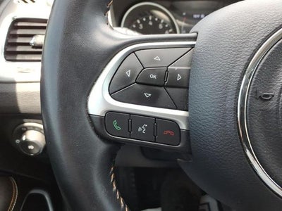 2020 Jeep Compass Latitude w/Sun/Safety Pkg FWD