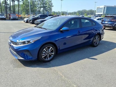 2023 Kia Forte LXS IVT