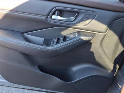 2023 Nissan Rogue FWD SL