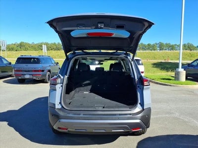 2023 Nissan Rogue FWD SL