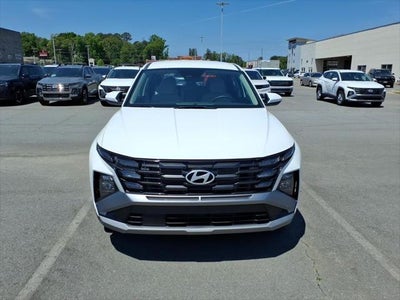 2026 Hyundai TUCSON SE FWD