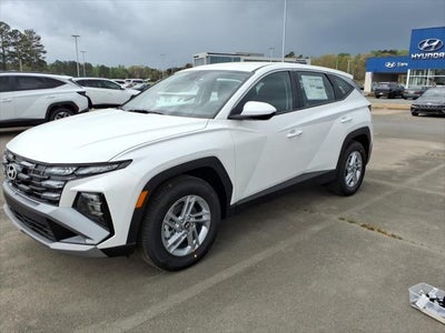 2026 Hyundai TUCSON SE FWD
