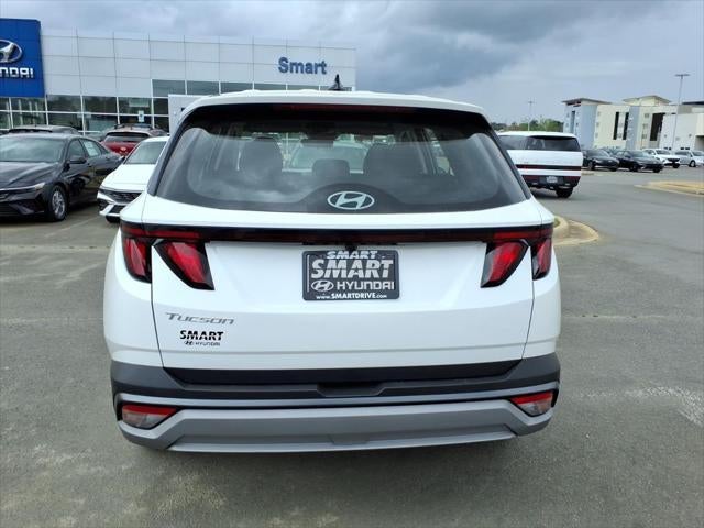 2026 Hyundai TUCSON SE FWD