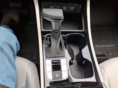 2026 Hyundai TUCSON SE FWD