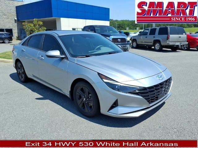 2022 Hyundai ELANTRA SEL IVT