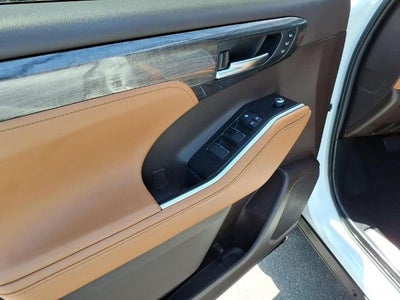 2021 Toyota Highlander Platinum AWD (Natl)