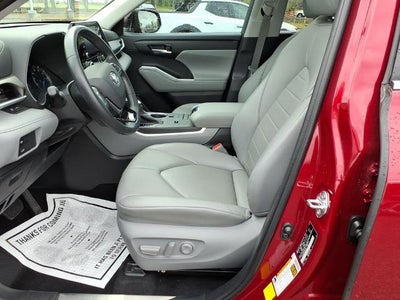 2021 Toyota Highlander Hybrid XLE FWD (Natl)