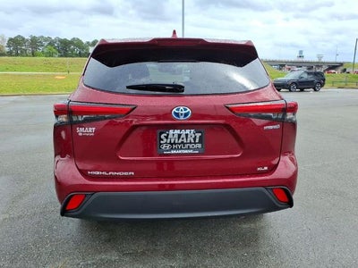 2021 Toyota Highlander Hybrid XLE FWD (Natl)