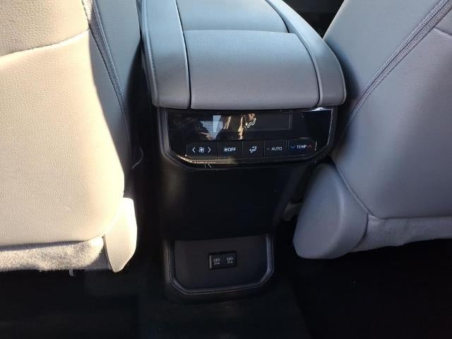 2021 Toyota Highlander XLE FWD (Natl)