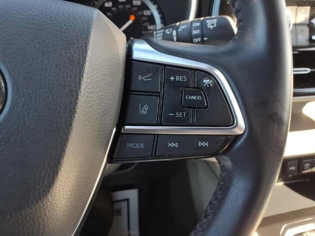 2021 Toyota Highlander XLE FWD (Natl)