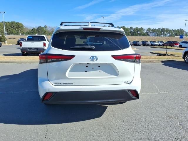 2021 Toyota Highlander XLE FWD (Natl)