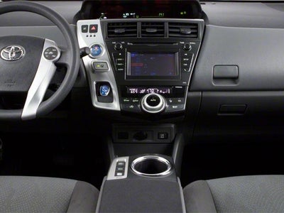 2013 Toyota Prius v 5dr Wgn Two (Natl)