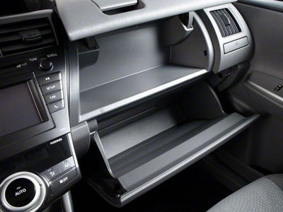 2013 Toyota Prius v 5dr Wgn Two (Natl)