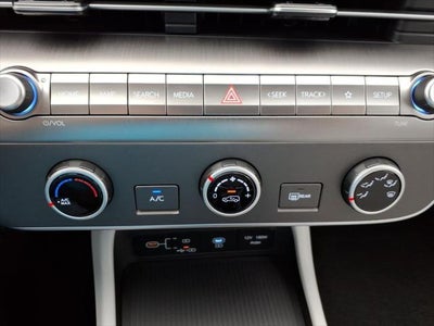 2026 Hyundai KONA SE FWD