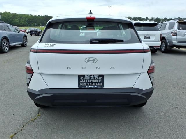 2026 Hyundai KONA SE FWD