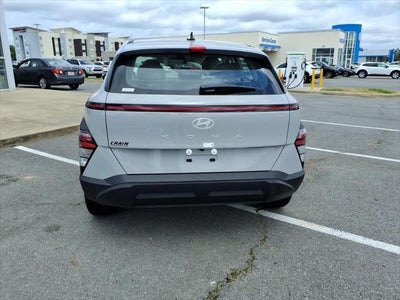 2026 Hyundai KONA SE FWD