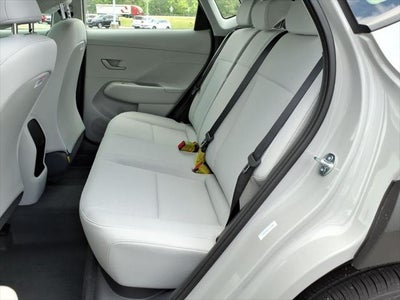 2026 Hyundai KONA SE FWD