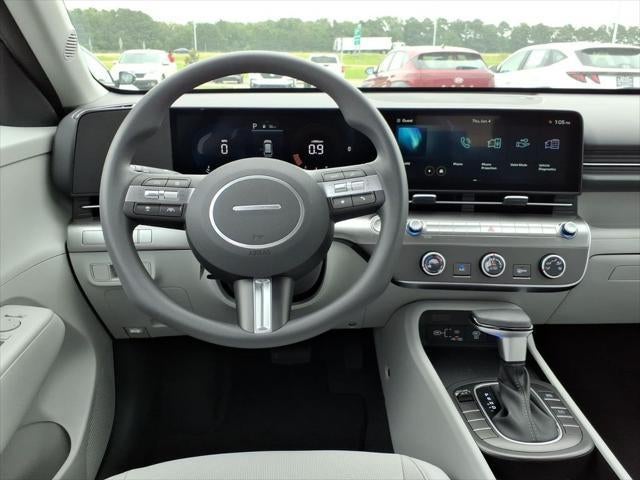 2026 Hyundai KONA SE FWD