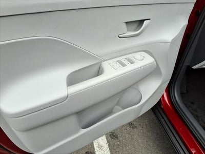 2026 Hyundai KONA SE FWD