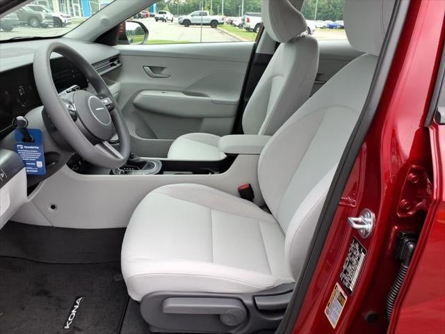 2026 Hyundai KONA SE FWD