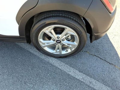 2023 Hyundai KONA SEL Auto FWD