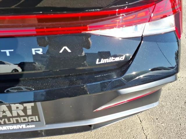 2025 Hyundai ELANTRA Limited