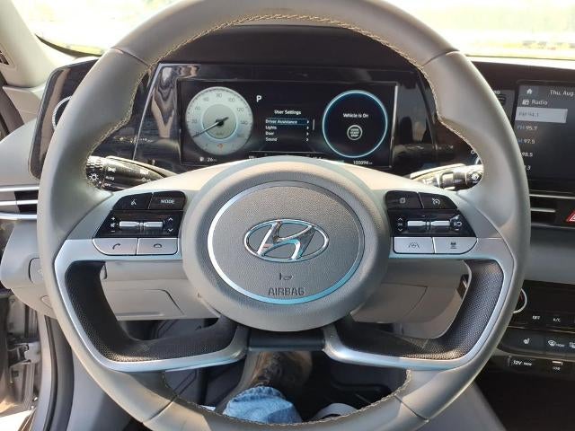 2022 Hyundai ELANTRA SEL IVT