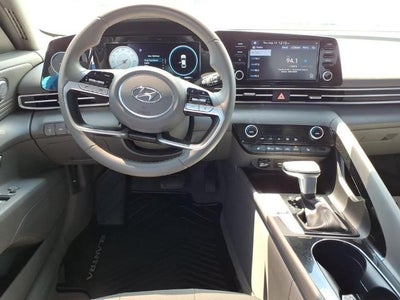 2022 Hyundai ELANTRA SEL IVT