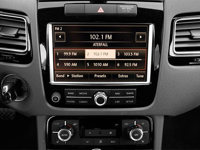 2014 Volkswagen Touareg 4dr 3.6L Lux