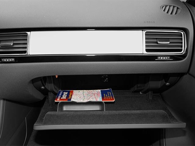 2014 Volkswagen Touareg 4dr 3.6L Lux
