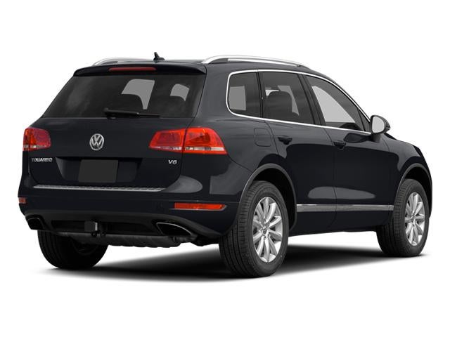 2014 Volkswagen Touareg 4dr 3.6L Lux