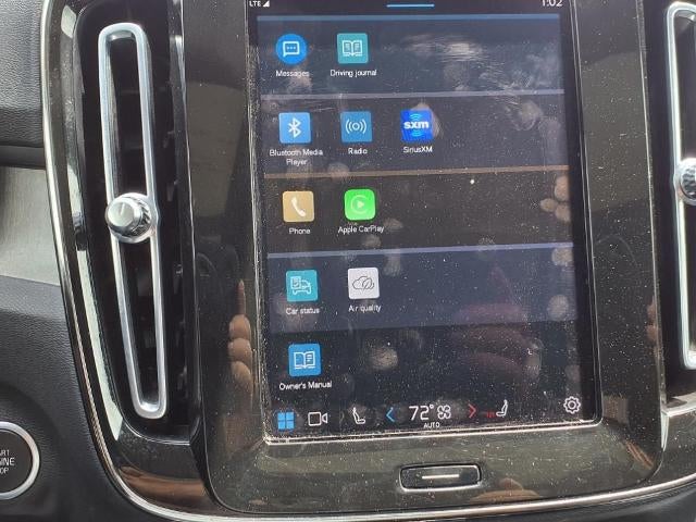 2023 Volvo XC40 B4 FWD Ultimate Bright Theme