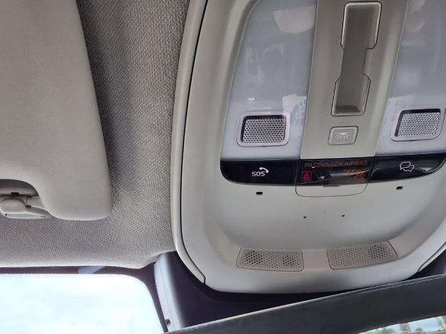 2023 Volvo XC40 B4 FWD Ultimate Bright Theme