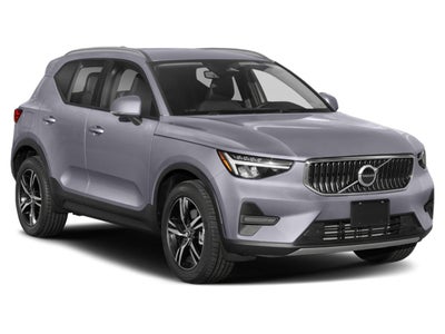2023 Volvo XC40 B4 FWD Ultimate Bright Theme