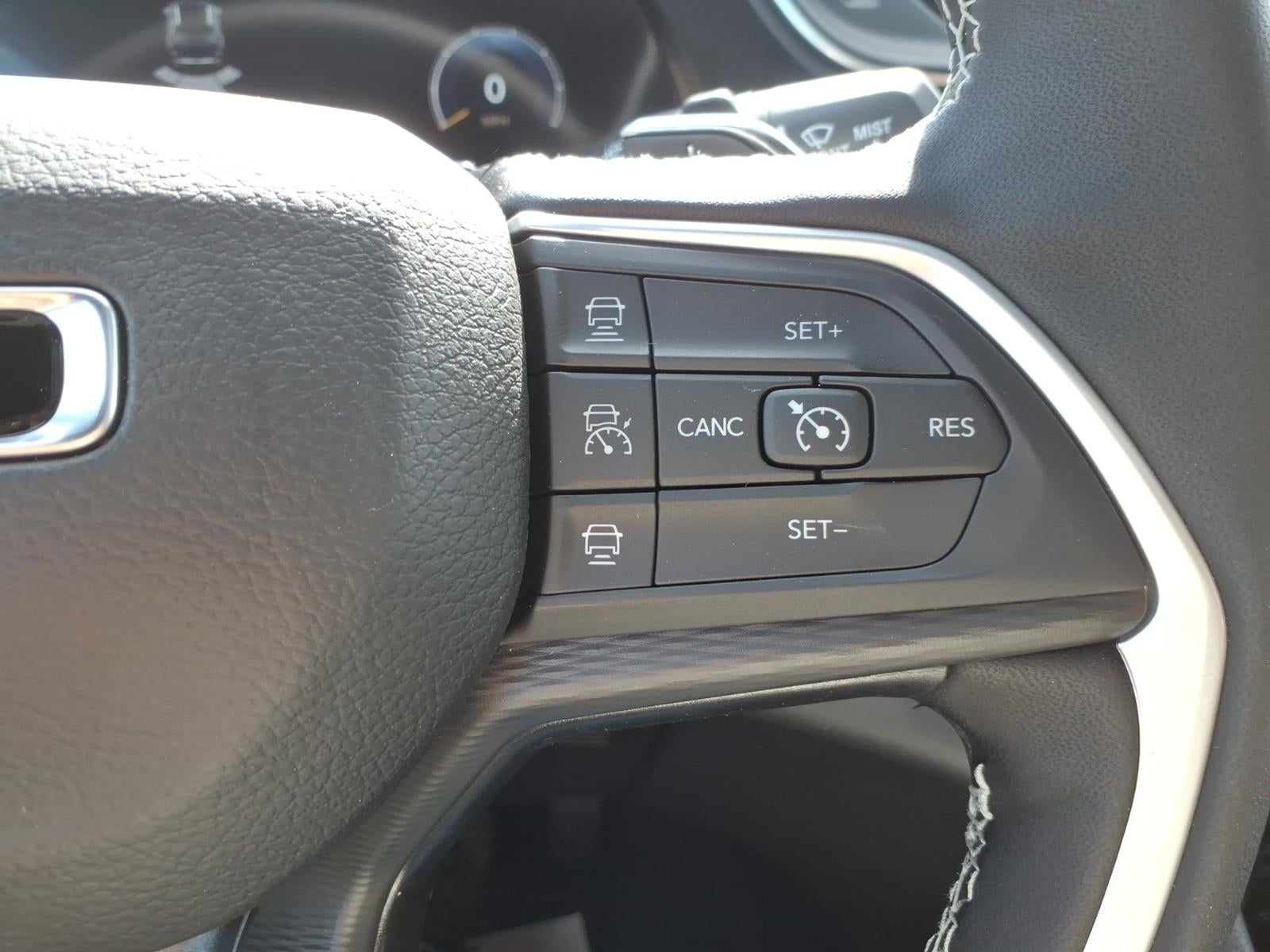 2026 Jeep Grand Cherokee GRAND CHEROKEE LAREDO X 4X2