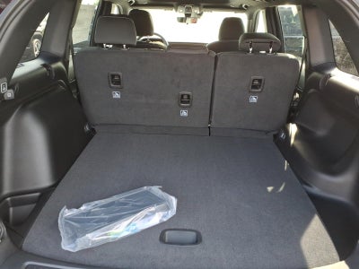 2026 Jeep Grand Cherokee GRAND CHEROKEE LAREDO X 4X2