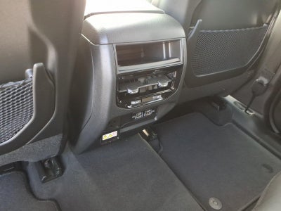 2026 Jeep Grand Cherokee GRAND CHEROKEE LAREDO X 4X4