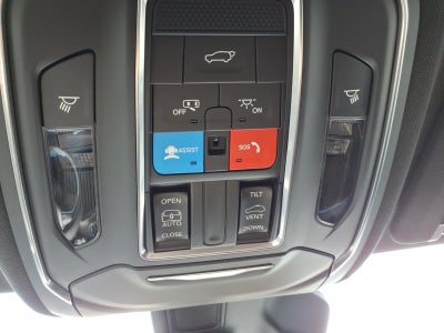 2026 Jeep Grand Cherokee GRAND CHEROKEE LAREDO X 4X4