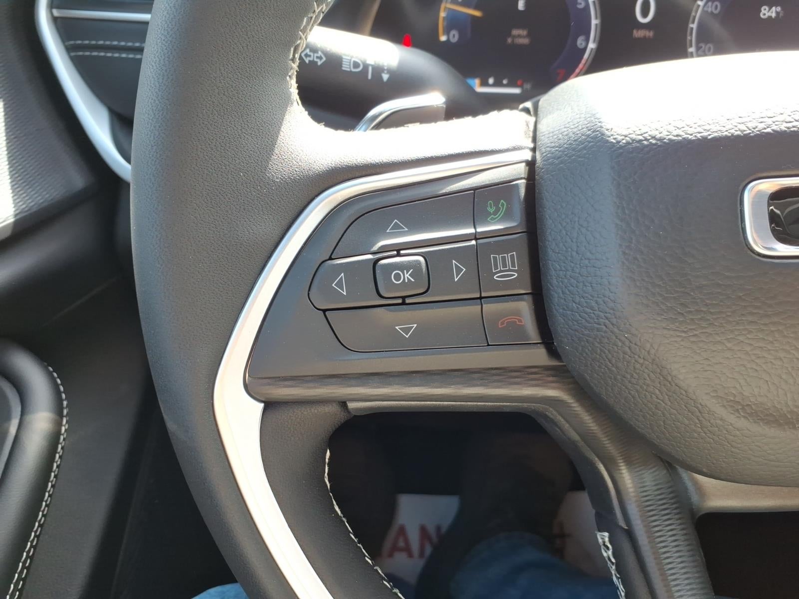 2026 Jeep Grand Cherokee GRAND CHEROKEE LAREDO X 4X4