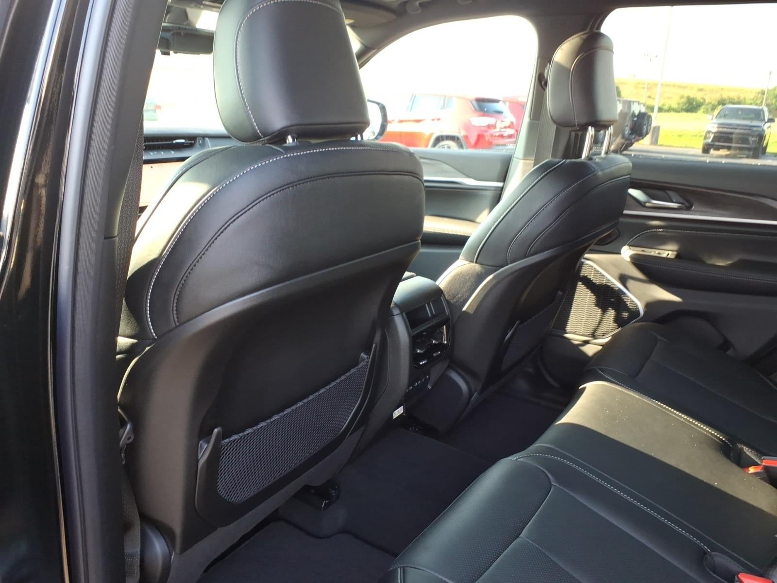 2026 Jeep Grand Cherokee GRAND CHEROKEE LIMITED RESERVE 4X4