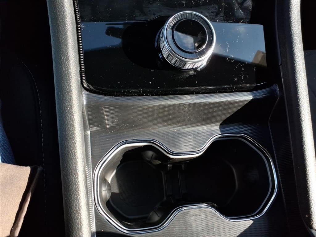 2025 Jeep Grand Cherokee GRAND CHEROKEE L LAREDO X 4X2