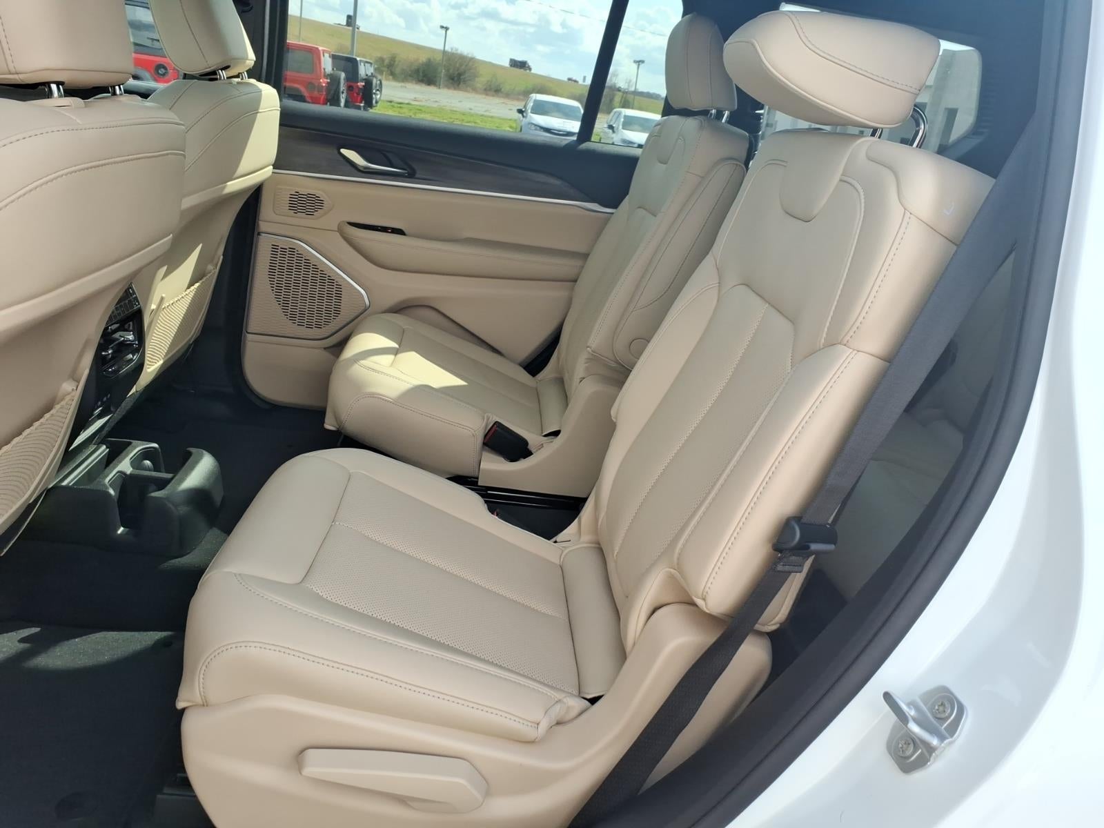 2026 Jeep Grand Cherokee GRAND CHEROKEE L LIMITED 4X4