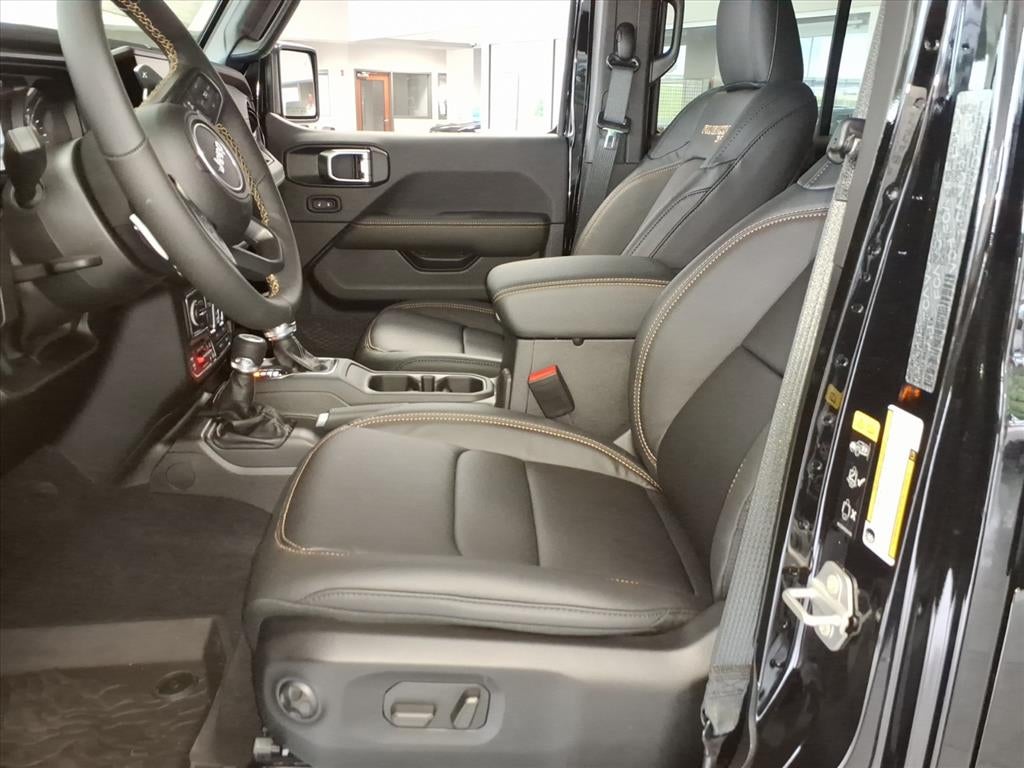 2025 Jeep Wrangler WRANGLER 4-DOOR RUBICON 392