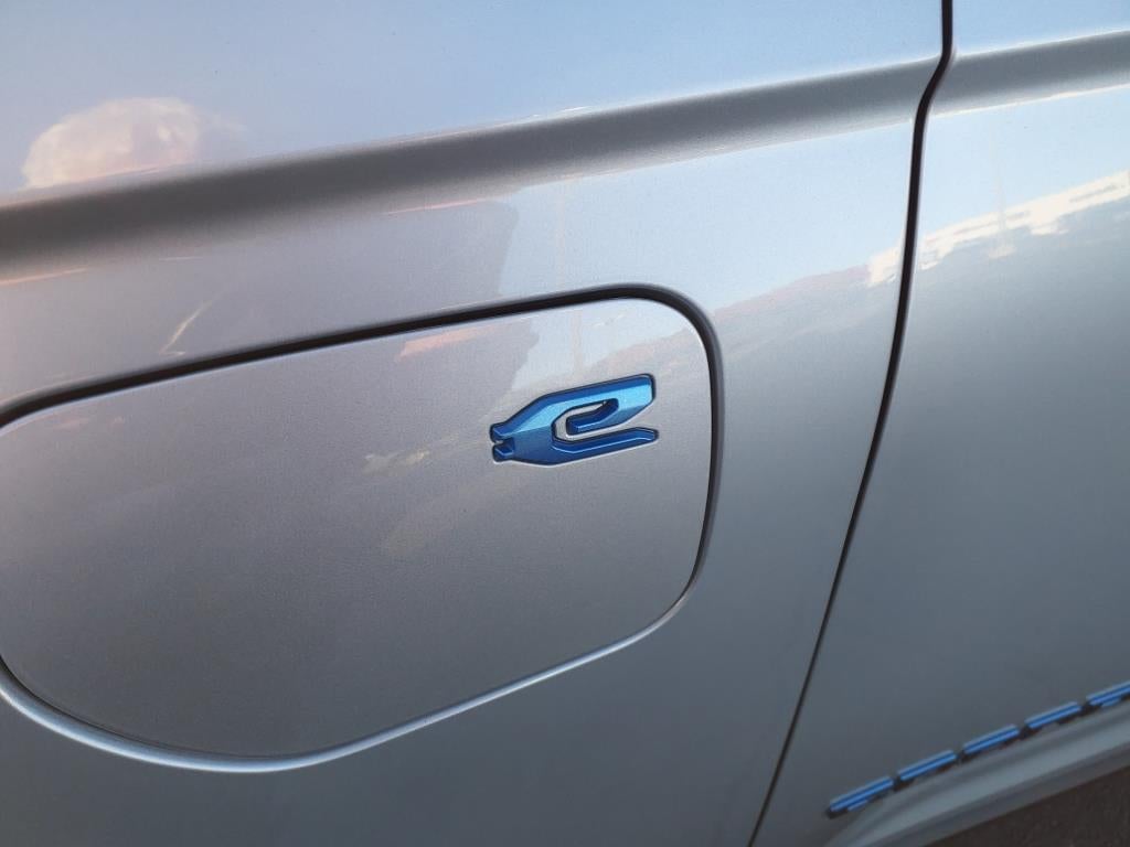 2024 Jeep Grand Cherokee 4xe Trailhawk