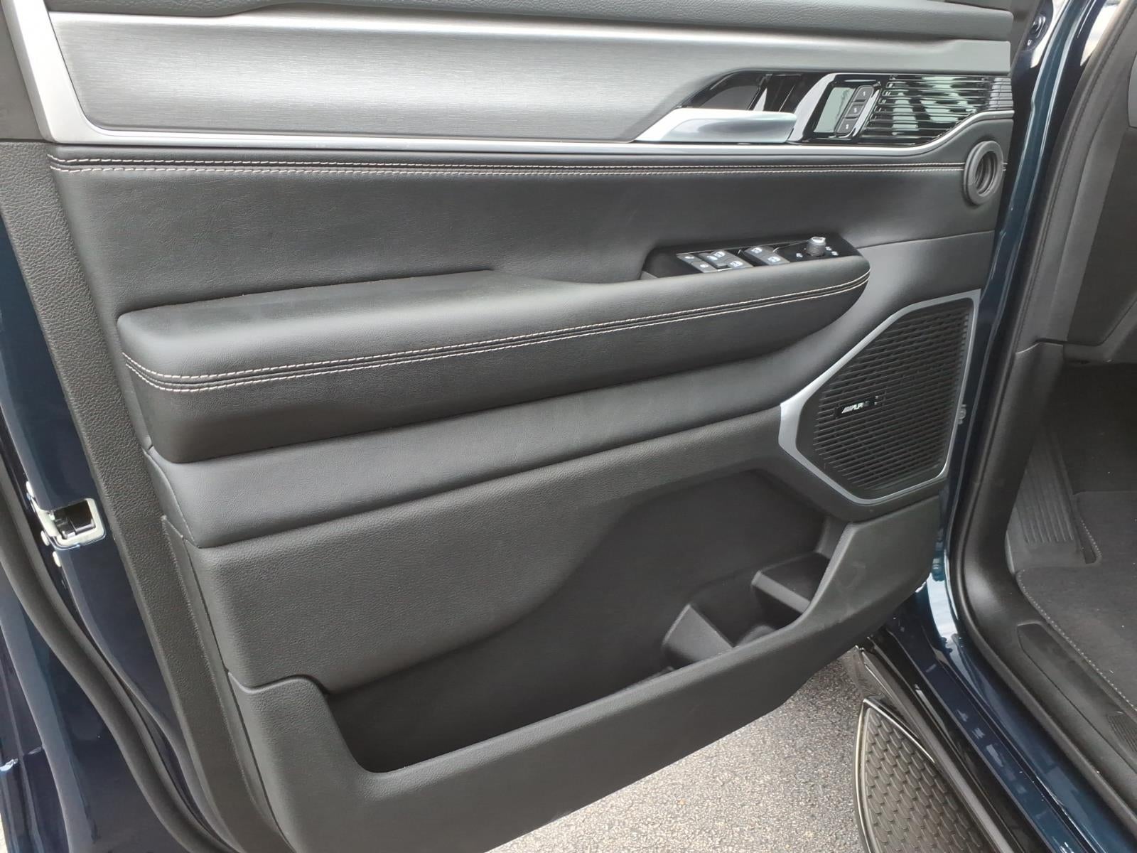 2026 Jeep Grand Wagoneer GRAND WAGONEER LIMITED ALTITUDE 4X4