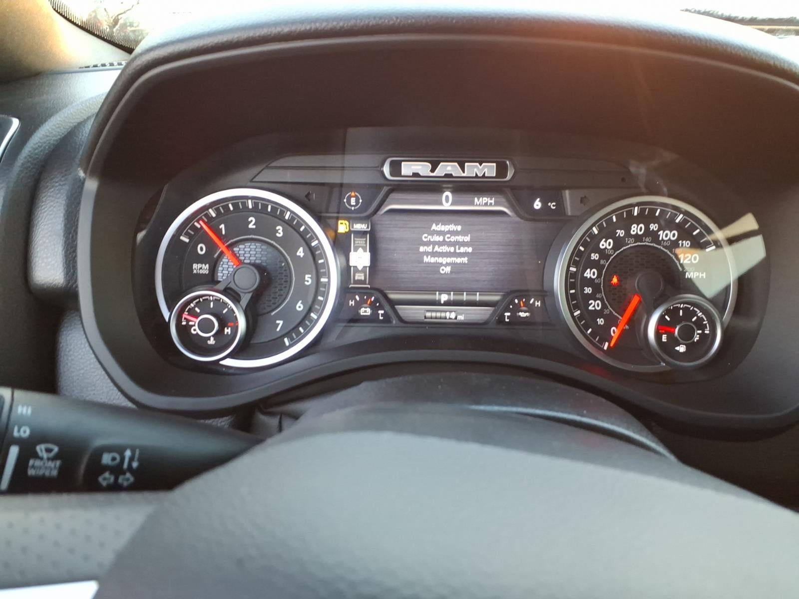 2026 RAM Ram 1500 RAM 1500 EXPRESS CREW CAB 4X4 5'7' BOX