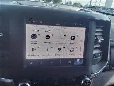 2022 RAM 1500 Laramie Crew Cab 4x4 5'7' Box