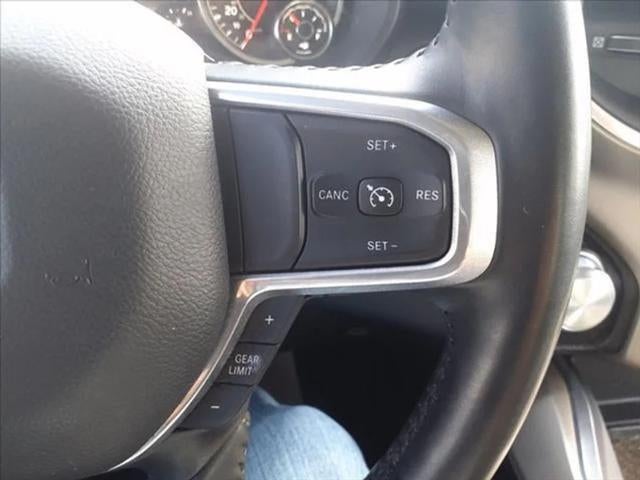 2022 RAM 1500 Laramie Crew Cab 4x4 5'7' Box